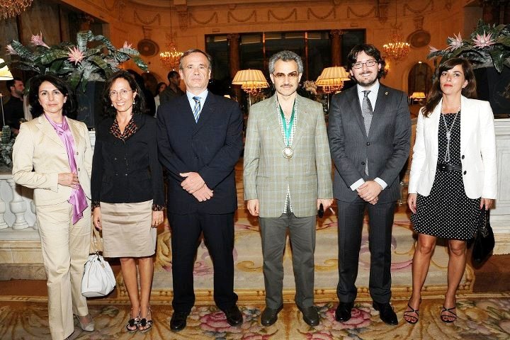 Pangeran Alwaleed Bin Talal (Magister Honoris Causa EENI)